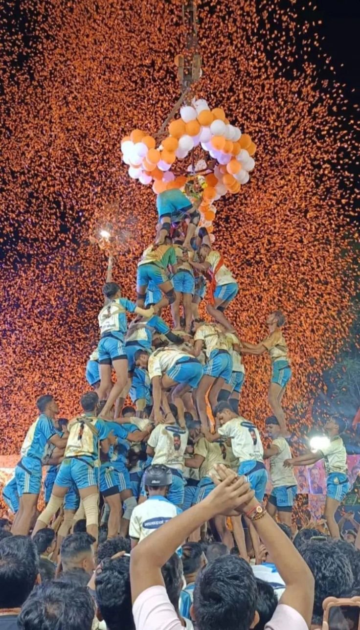 Janmashtami Dahi Handi celebration with crowd in Udaipur